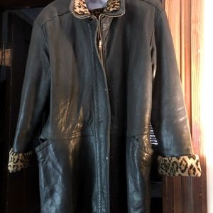 BLACK LEATHER & LEOPARD PRINT REVERSIBLE COAT
